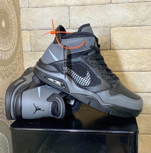 Sneakers and sneakers 922061